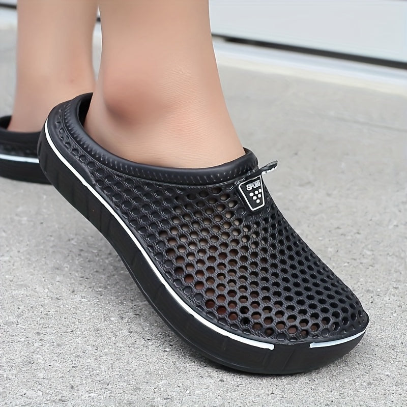 Unisex Summer Water-Friendly Breathable Holey Slip-On Beach Sandals
