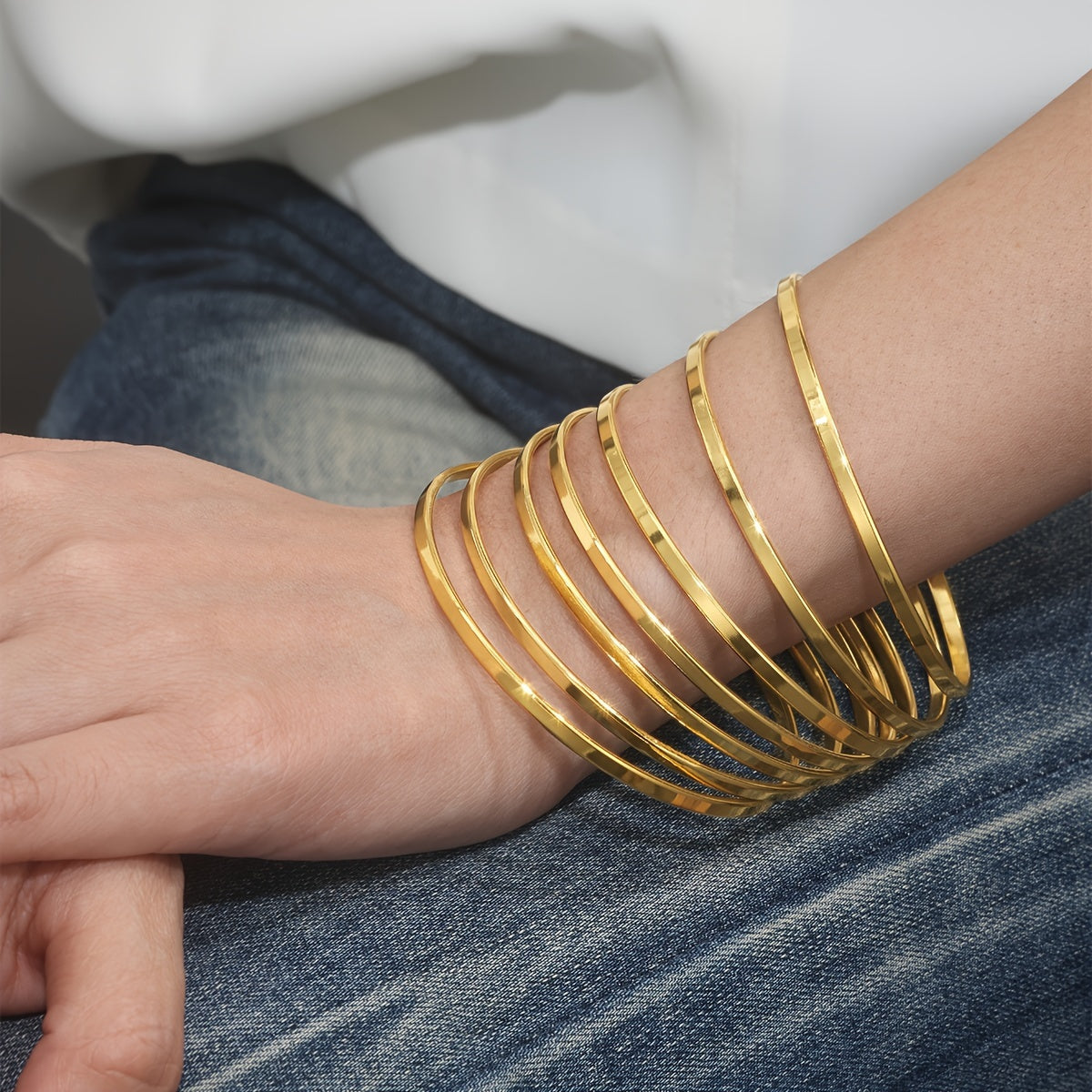 7-Piece Gold Plated Stainless Steel Bangles Set for Women Minimalist Multi-Layered Jewelry for Daily Wear or Parties