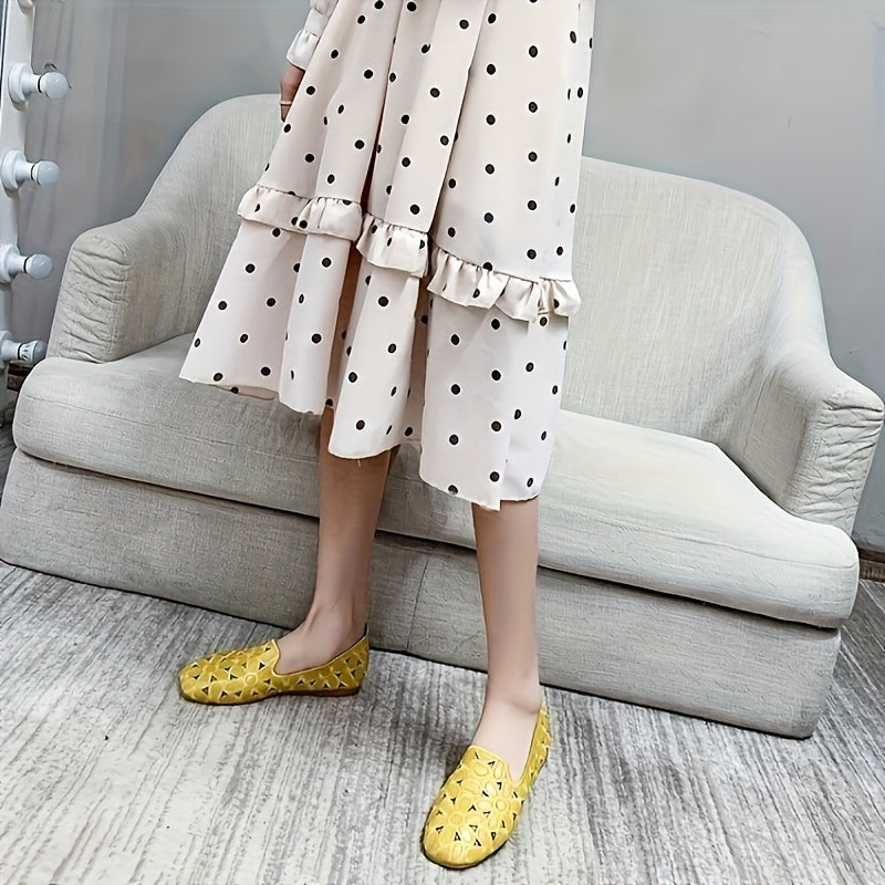 Women's Floral Pattern Slip-On Flat Shoes Lightweight Casual Hollow-Out Design