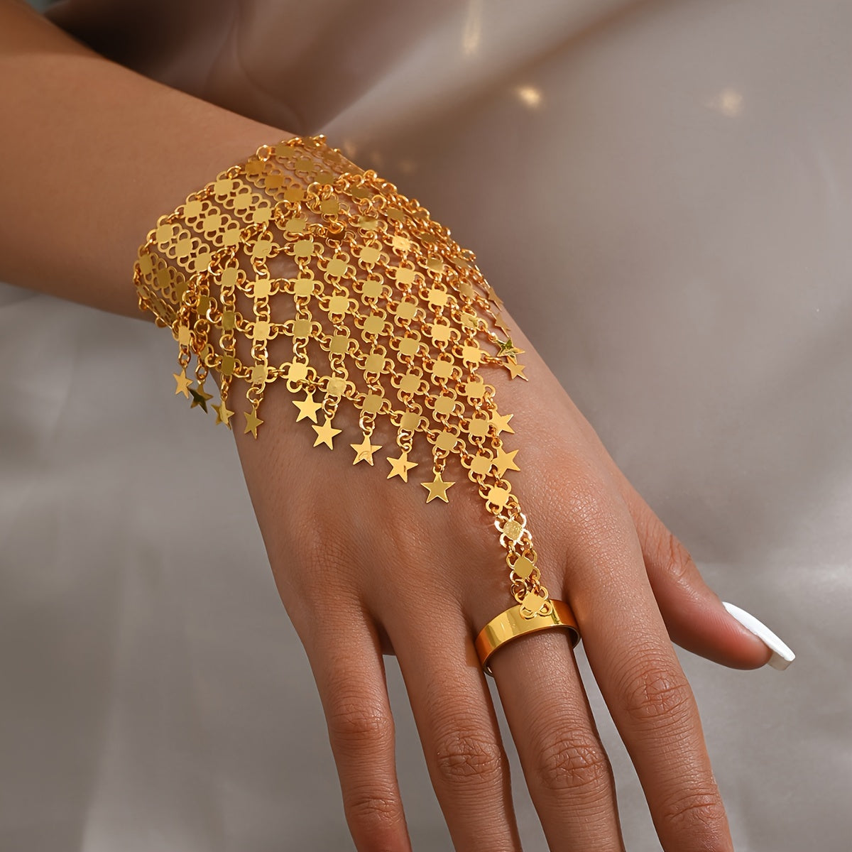 Gold-Plated Star Ring and Bracelet Set Vintage Charm Jewelry for Women