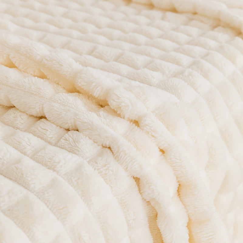 Reversible Flannel Blanket for All Seasons Checkered Bed Cover Soft and Easy to Clean