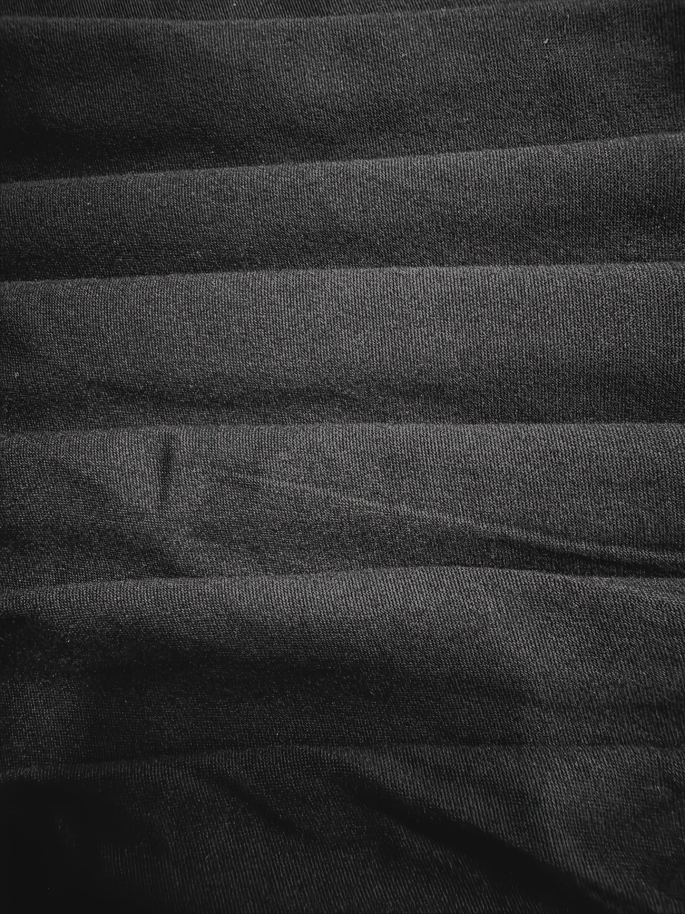 Camiseta de mujer negra con estampado floral, cuello redondo, manga corta, poliéster elástico, casual, verano