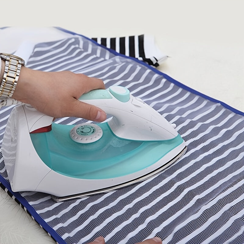 Alfombrilla de planchar resistente al calor con tela de malla y almohadilla aislante para ropa