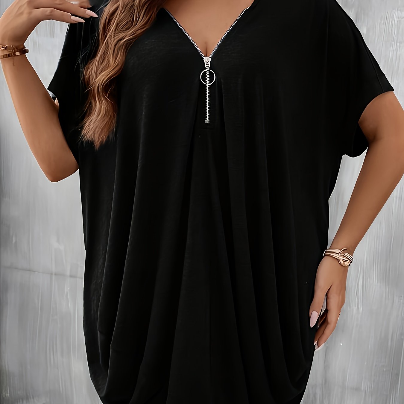 Plus Size Women's Loose Black Zipper Top Summer Classic Blouse