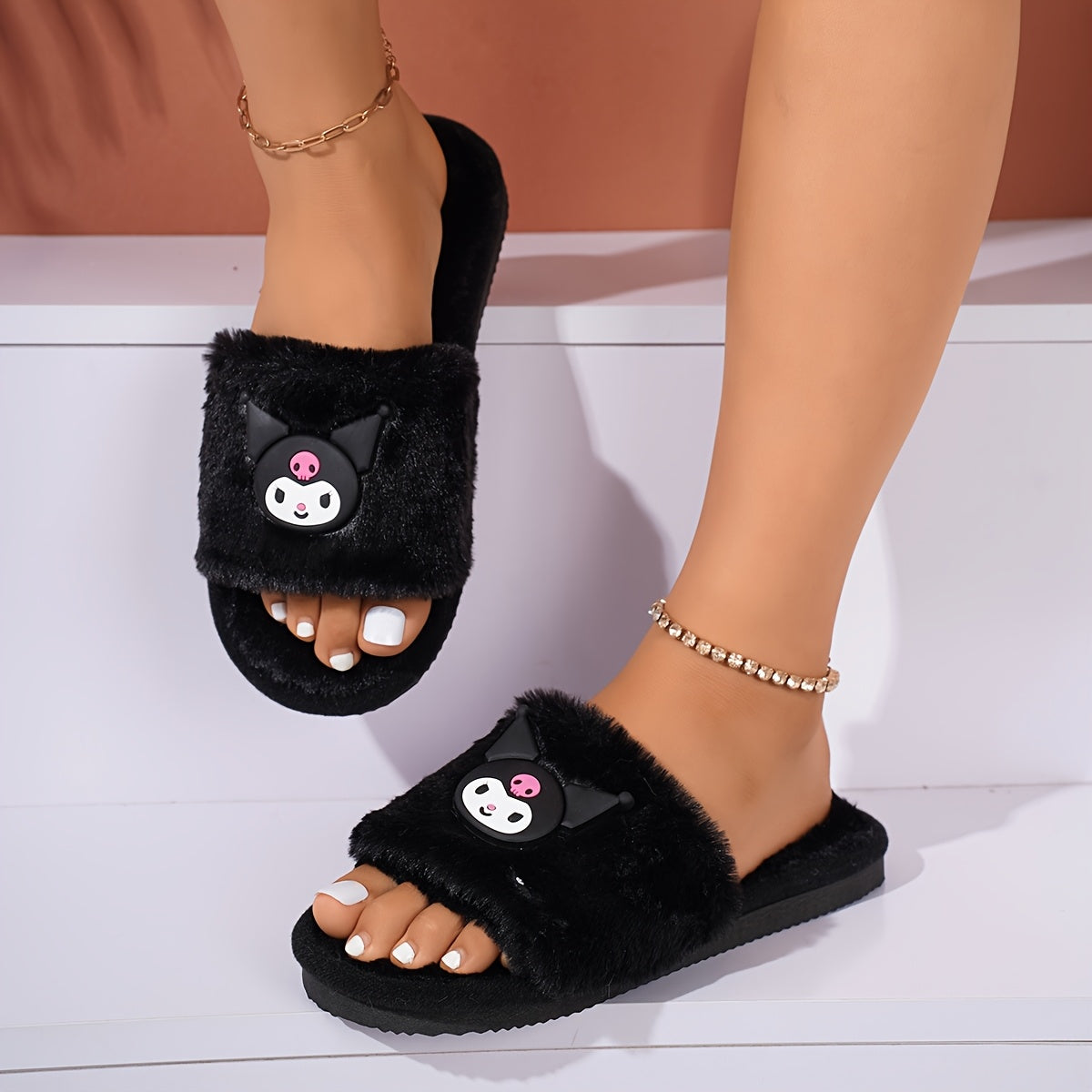 Women's Plush Slip-On Slippers Soft Comfort Indoor House Shoes