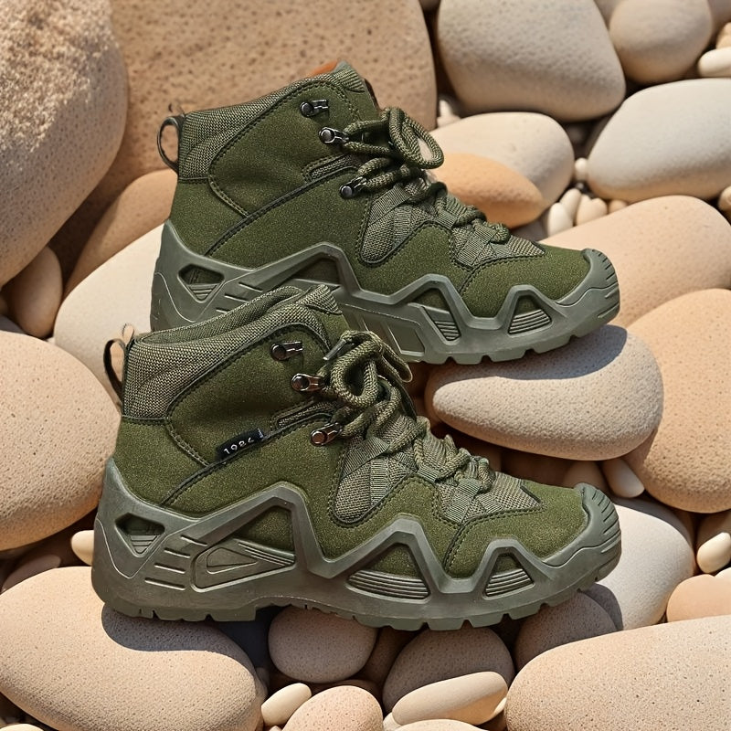 Har mavsumda, ochiq havoda va tasodifiy foydalanish uchun retro uslubidagi mustahkam erkaklar botinkalari, sirpanmaydigan va nafas oladigan dizayn bilan.