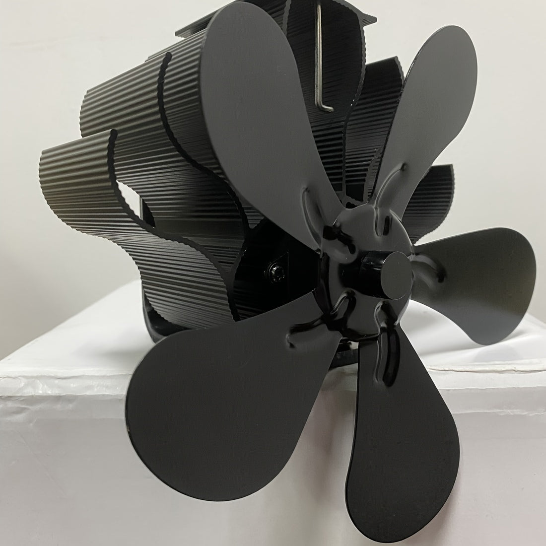 Magnetic Wood Stove Fan 5-Blade Heat-Powered Fireplace Fan for Wood-Burning Stoves