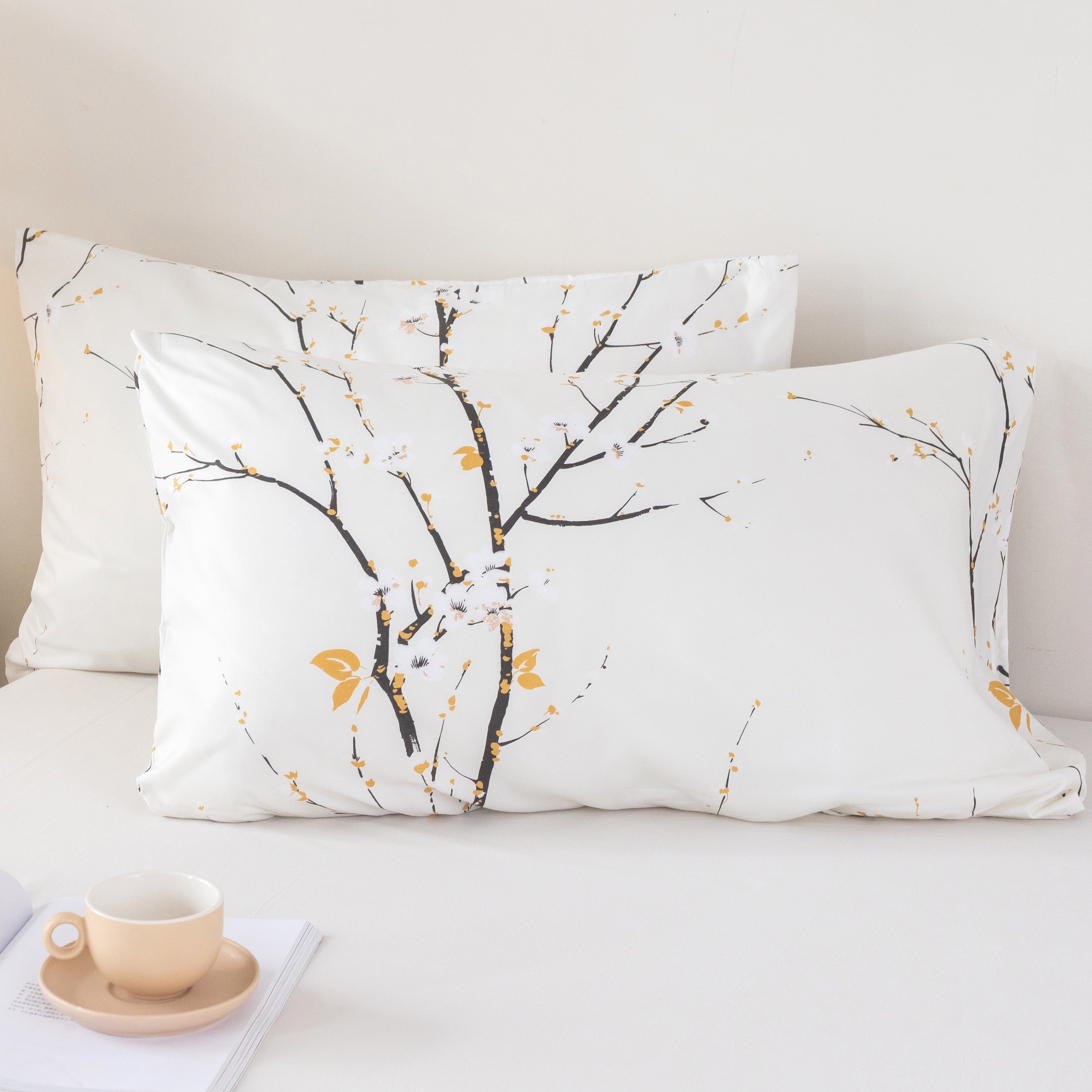 Flower Print Duvet Cover Set with Pillowcases Soft Bedding for Bedroom or Guest Room