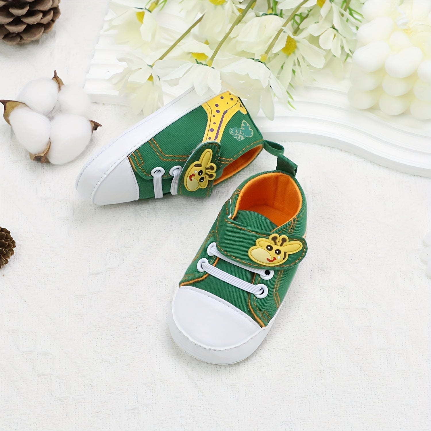 Toddler Shoes Non-Slip Canvas Giraffe Design for Casual Outdoor Wear
