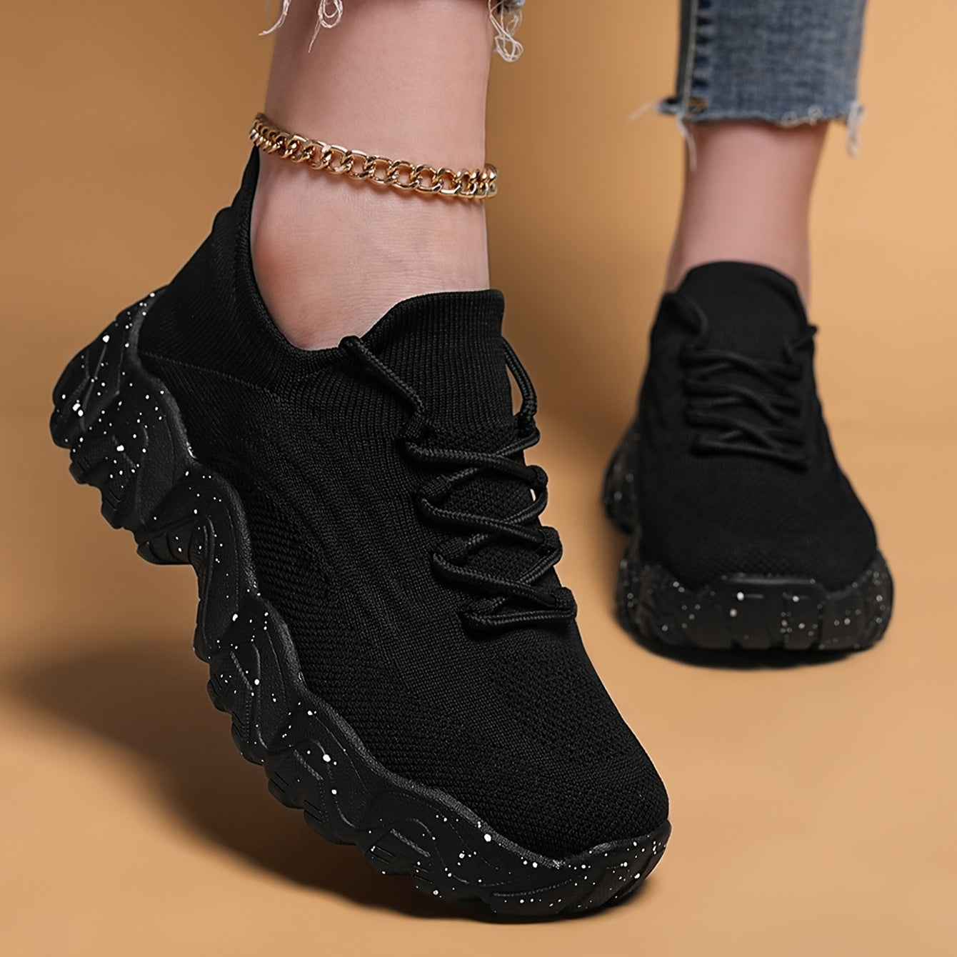 Women's Breathable Casual Sneakers Low Top Lace-Up Shoes for Outdoor Use