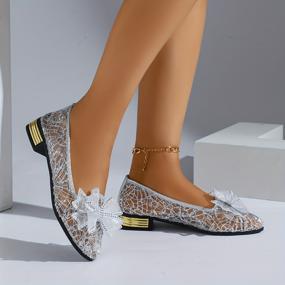 Women's Checkered Fabric Slip-On Shoes with Bow, Breathable All-Season Comfort