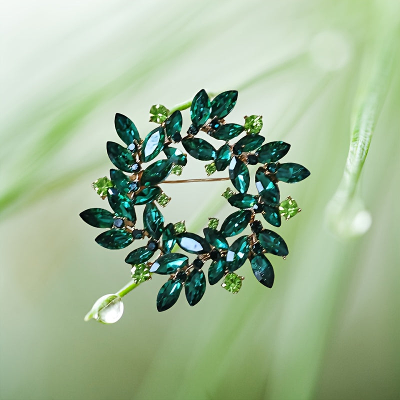 Vintage Crystal Brooch with Rhinestones Faux Crystals Elegant Jewelry for Men Women