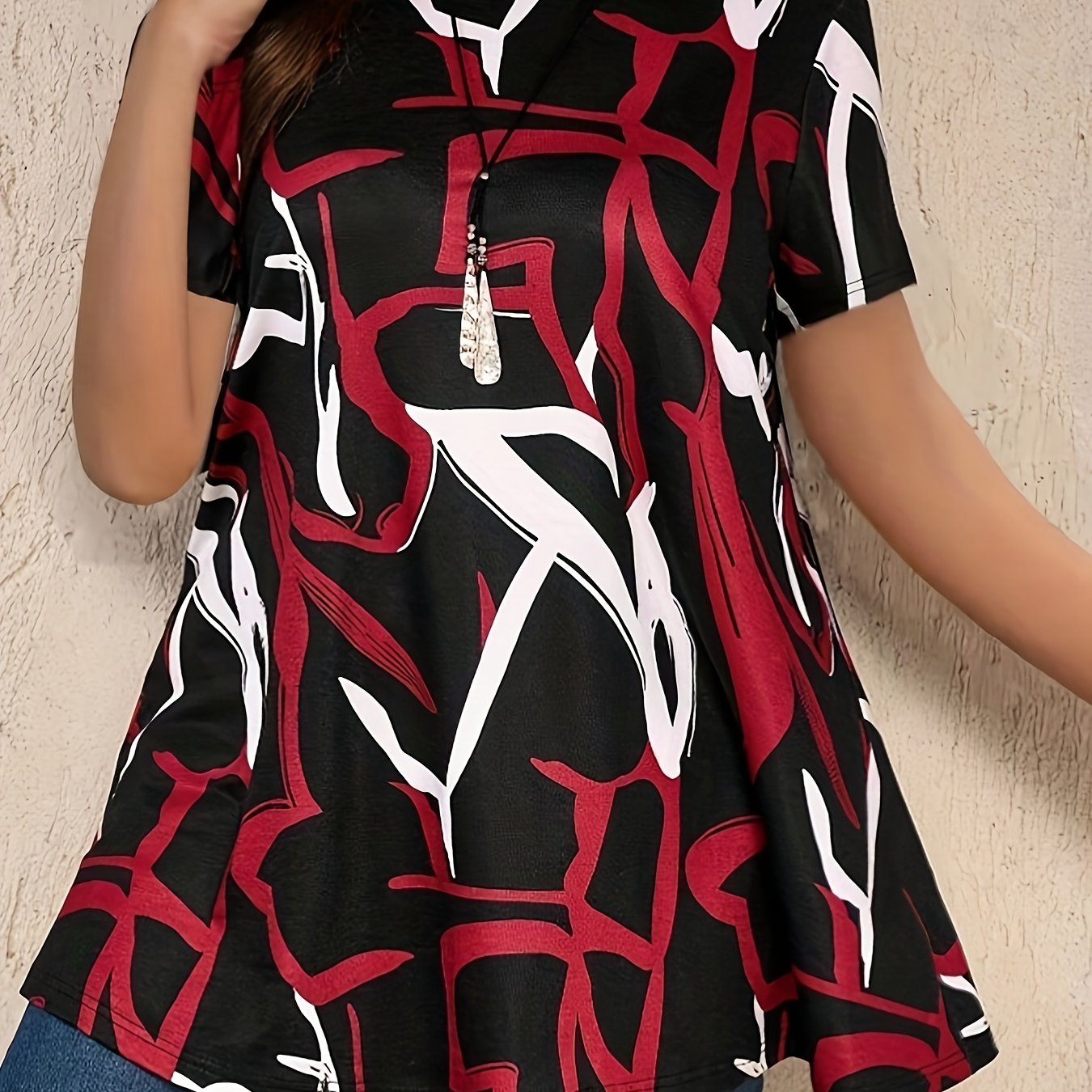 Women's Short Sleeve T-Shirt with Random Print Polyester Crew Neck All Seasons Knit Fabric