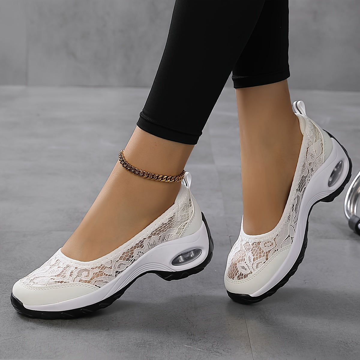 Women's Summer Casual Sneakers White Slip-On Low-Top Floral Fabric Lightweight