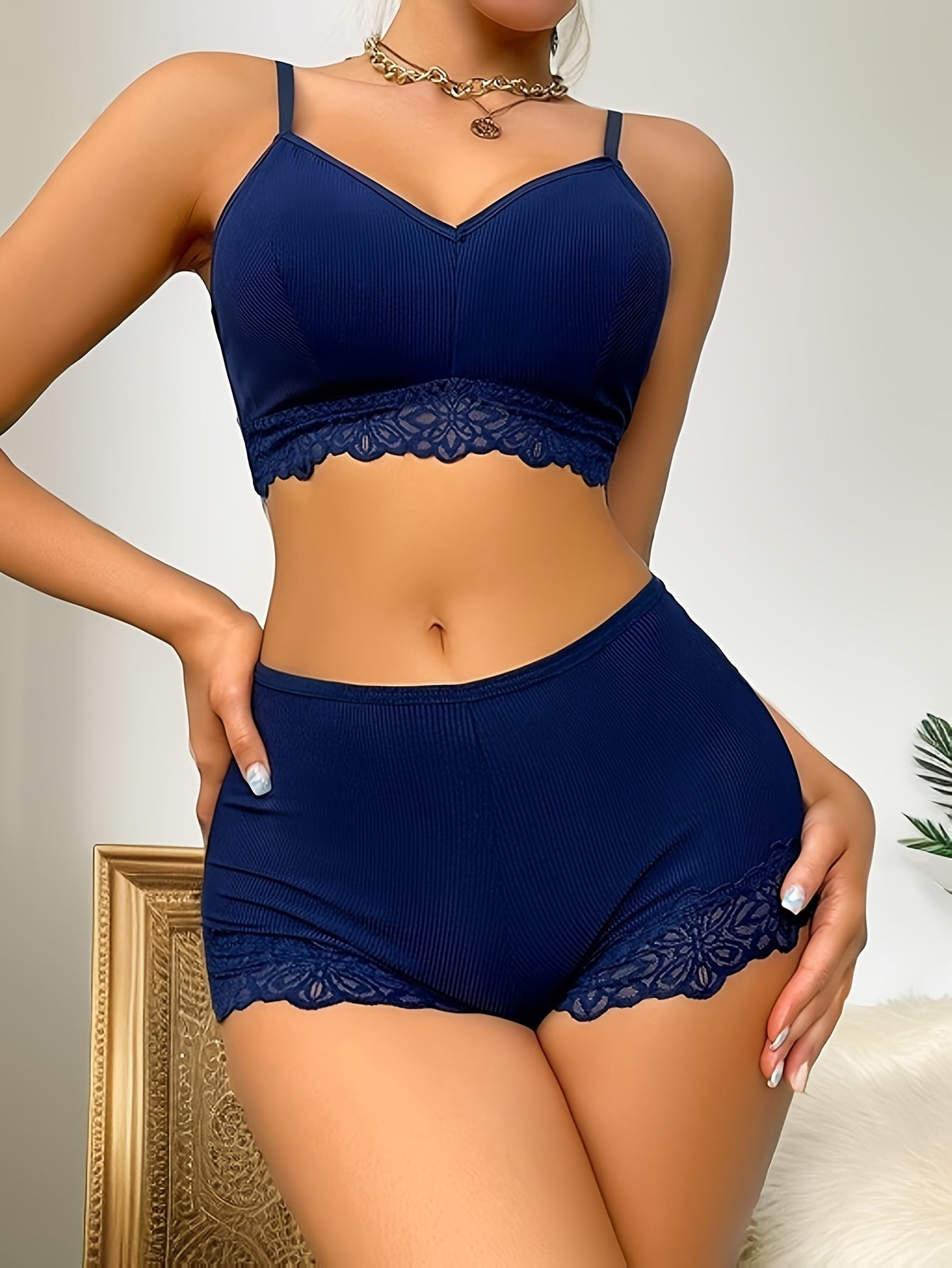 Seamless Backless Bras and Boyshorts for Women European and American Markets