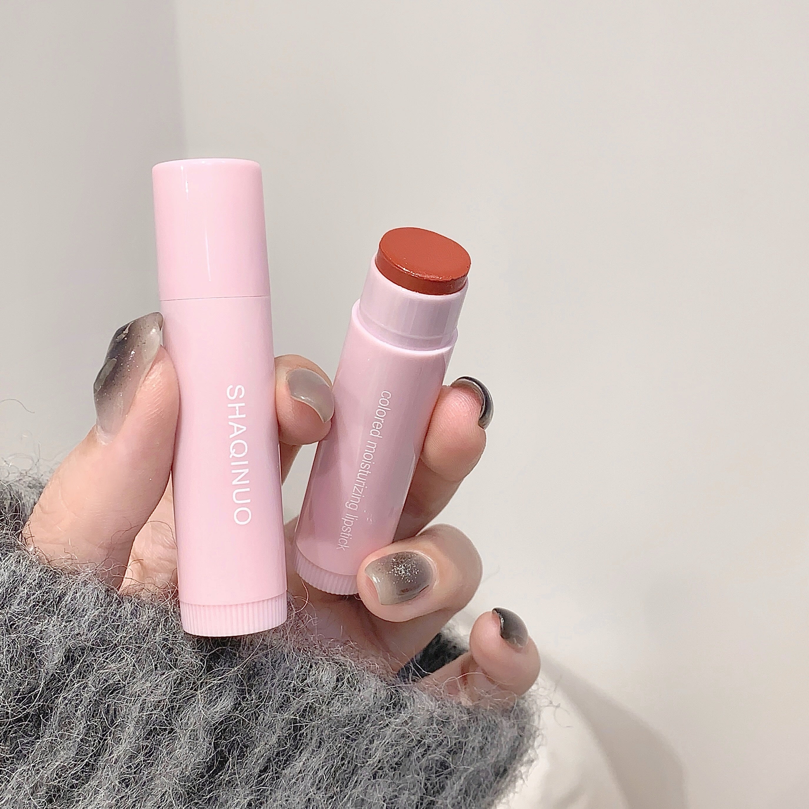 Bálsamo labial de mujer 3 colores agua brillo hidratante anti-escamoso de alto brillo