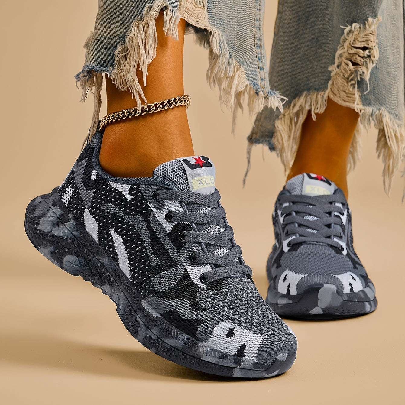 Ayollar uchun Camo Mesh sport poyafzallari engil, qulay va nafas oladigan oyoq kiyimlari