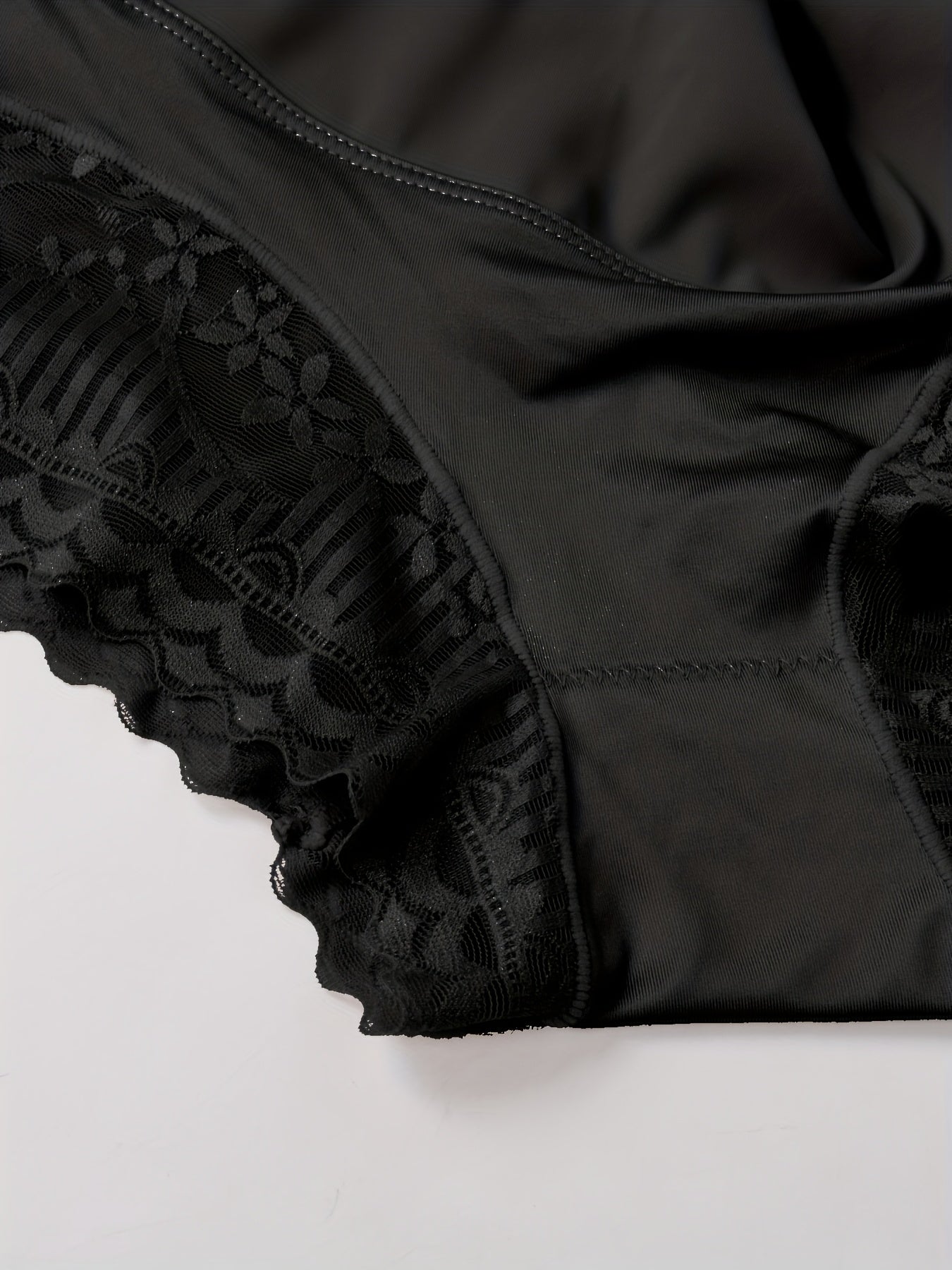 Plus Size Women's Silky Lace Trim High-Waist Briefs Lightweight Abdominal Control