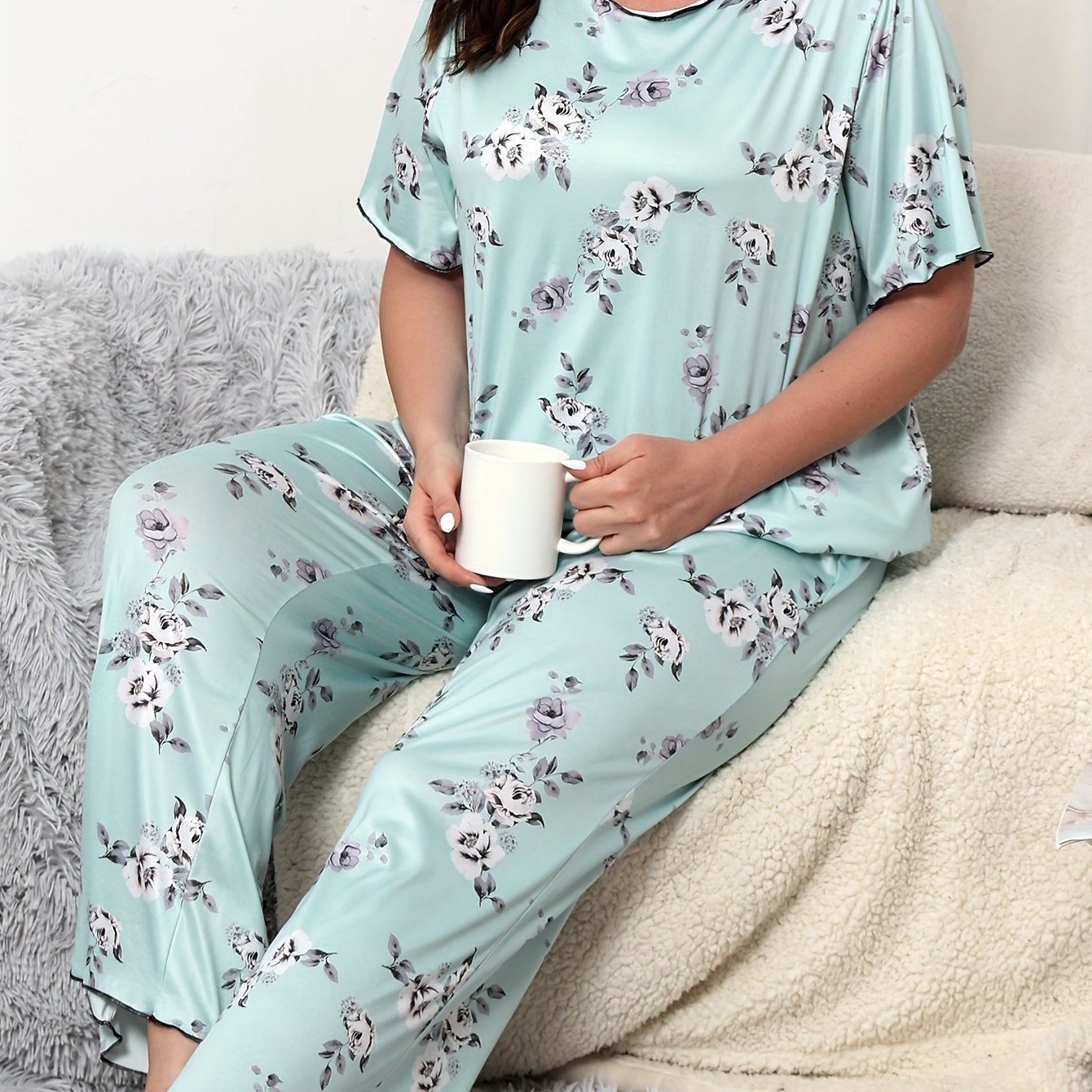 Plus Size Women's Floral Print Pajamas Set Short Sleeve Lounge Two Piece