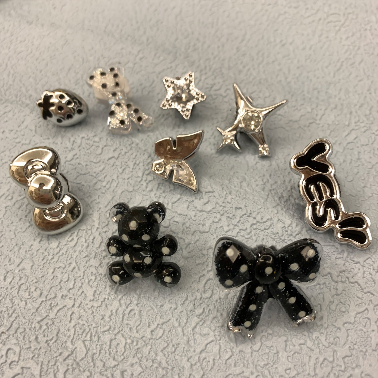 Unisex Plastic Sneaker Lace Clips Set Removable Decorative Charms