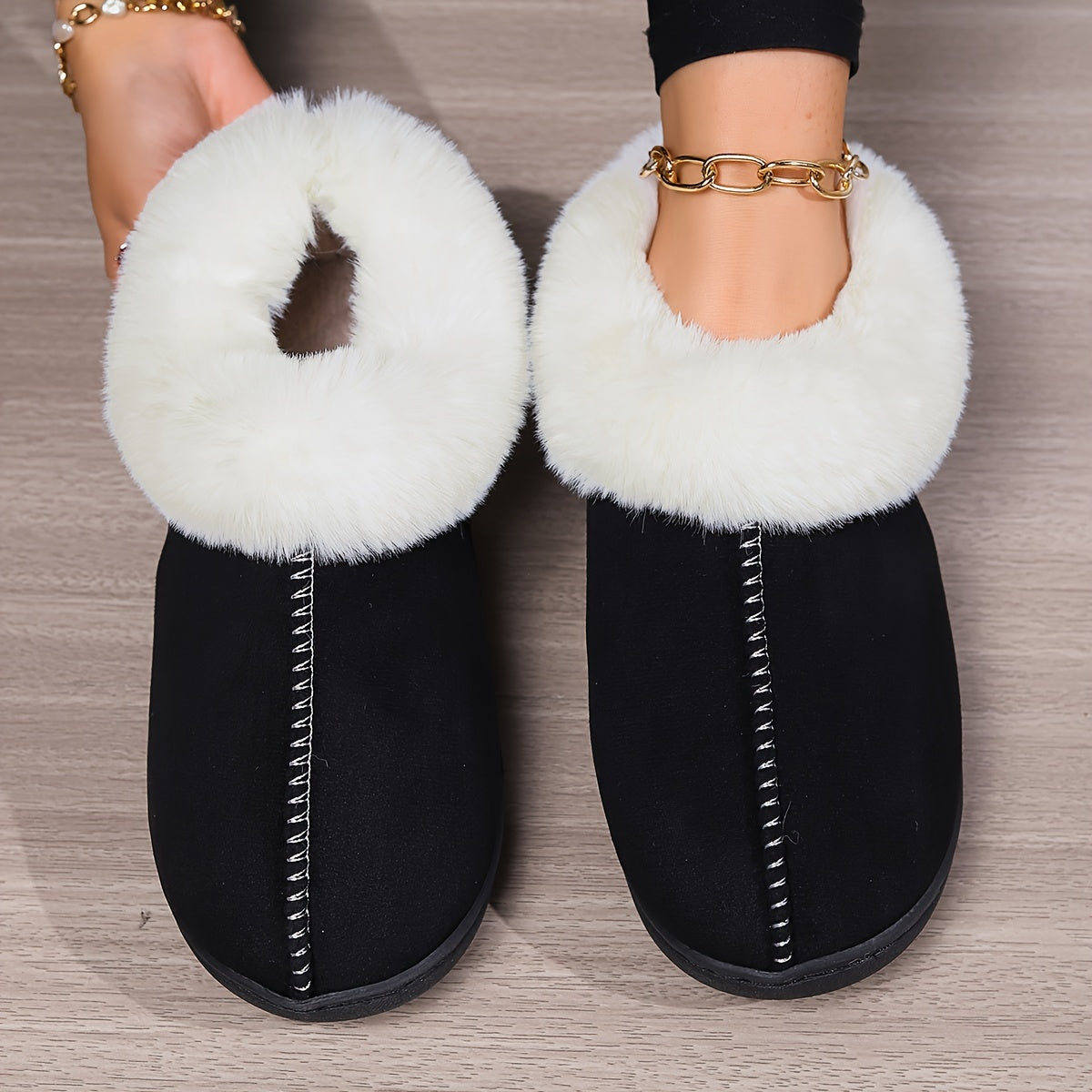 Women's Plush Lined Slippers Solid Color Cozy Home Slip Ons