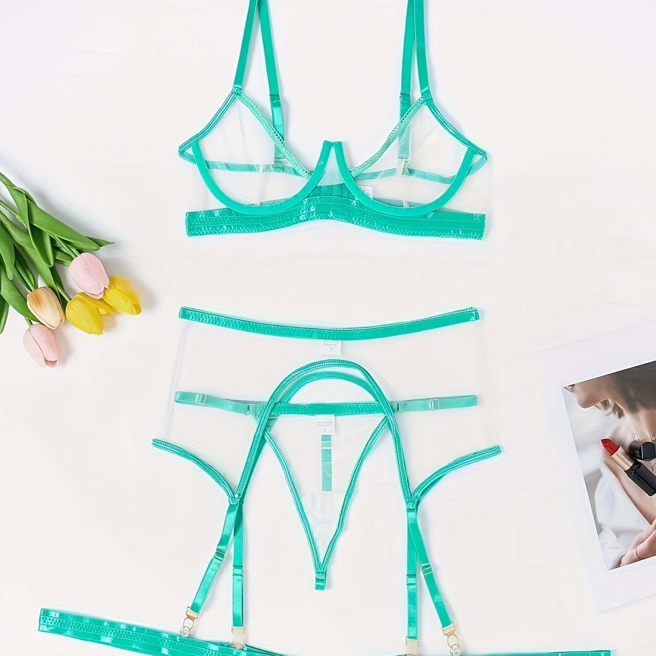 Conjunto de lencería de malla transparente para mujer con sujetador, tanga y liga con ribete en contraste