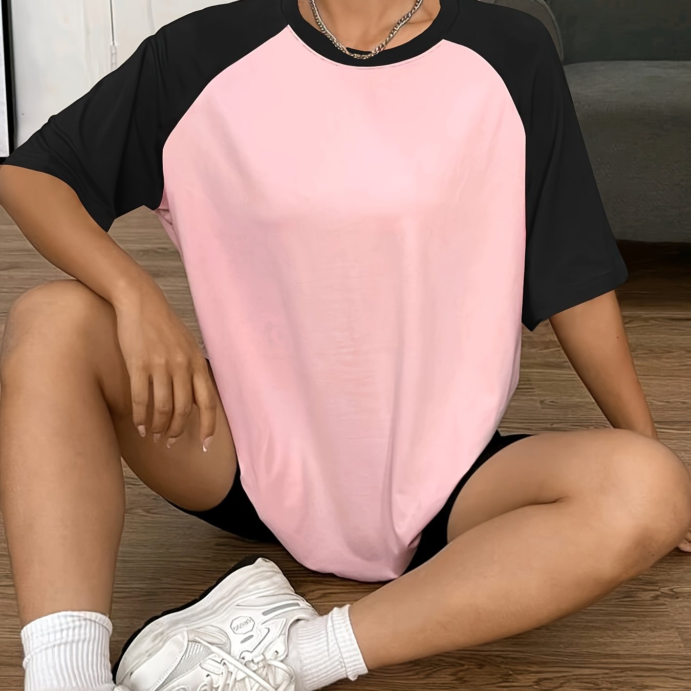 Women's Color-Blocked Black and White Baseball Tee Short Sleeve Oversized Plus Size