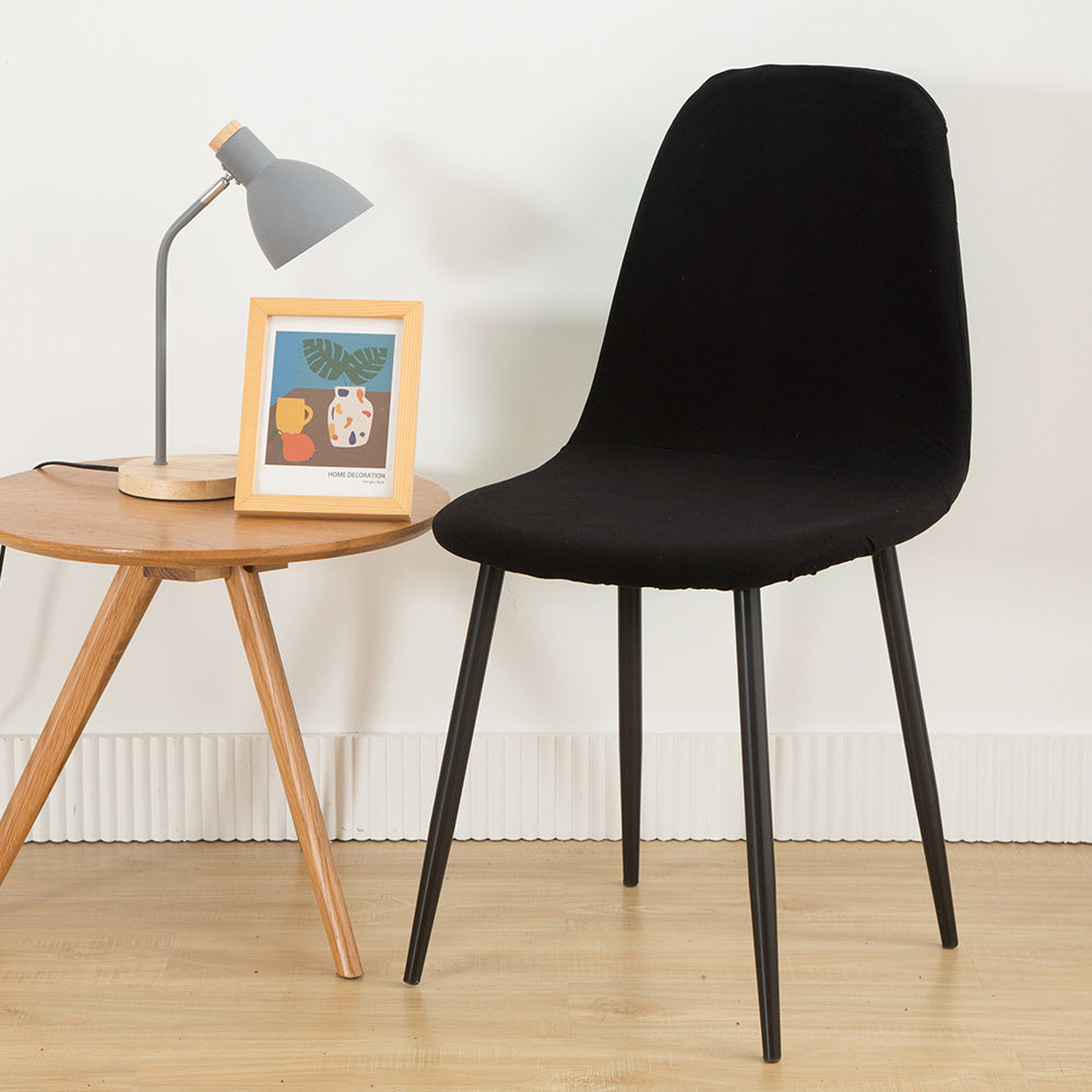 Sıx rangda, elastik bant bilan ushlovchi sut poliesteridan yasalgan cho'zilgan qopqoq stul.