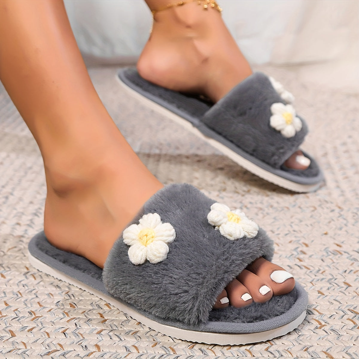 Women's Slip-On Slippers Soft Fabric EVA Sole Indoor Outdoor House Shoes