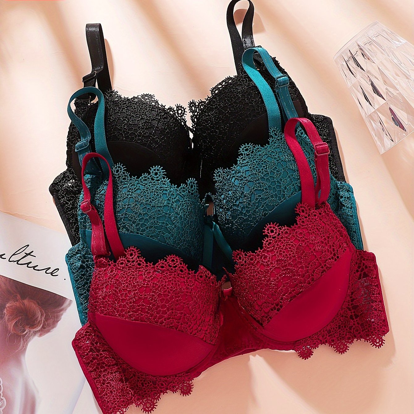 3 ta bir xil rangdagi ayollar uchun push up brasslar, B kub, qulay ichki kiyim