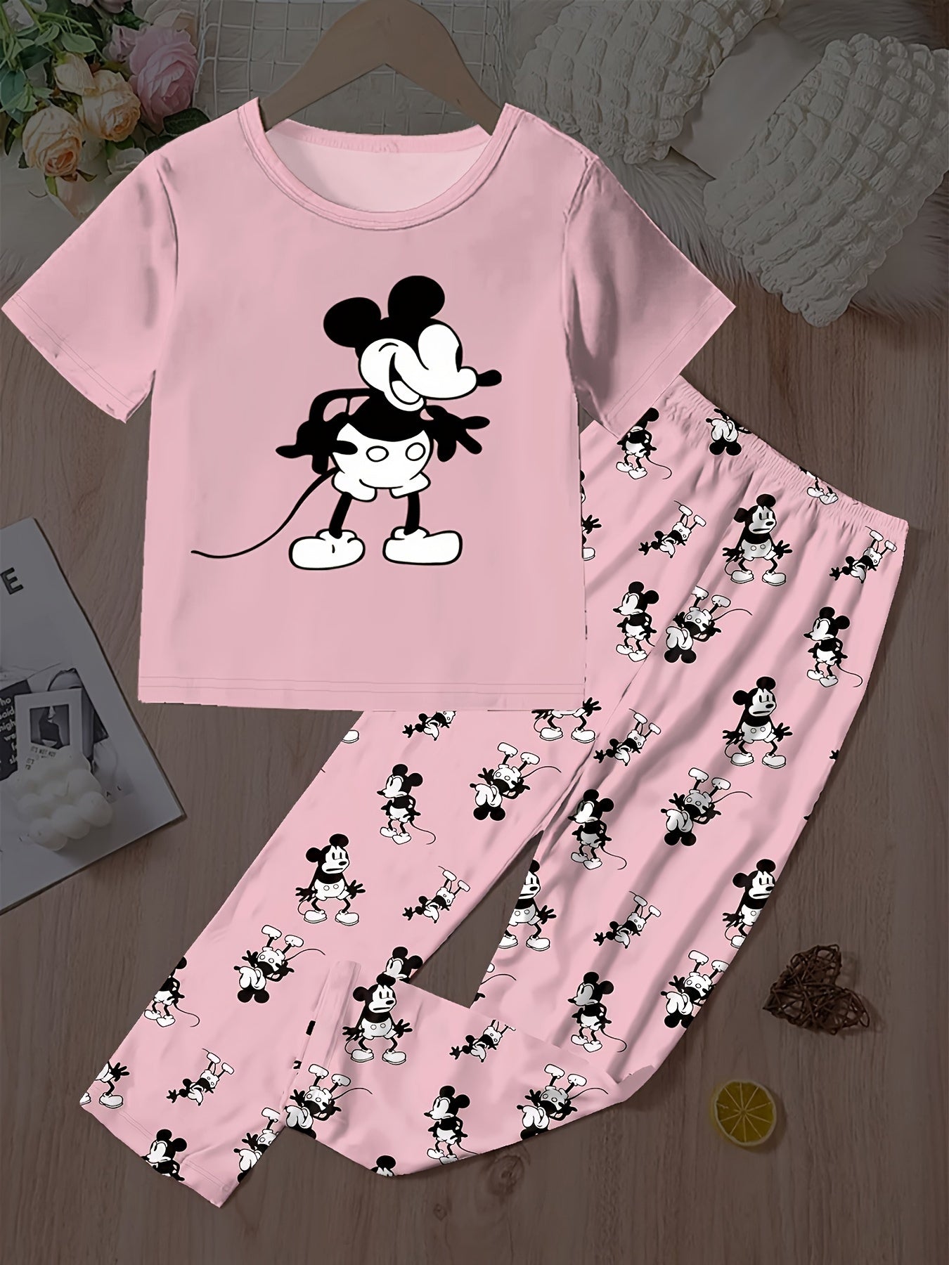 Ayollar uchun katta o'lchamli qulay pijama to'plami, qisqa qo'lli ko'ylak va shimlar, dam olish kiyimi