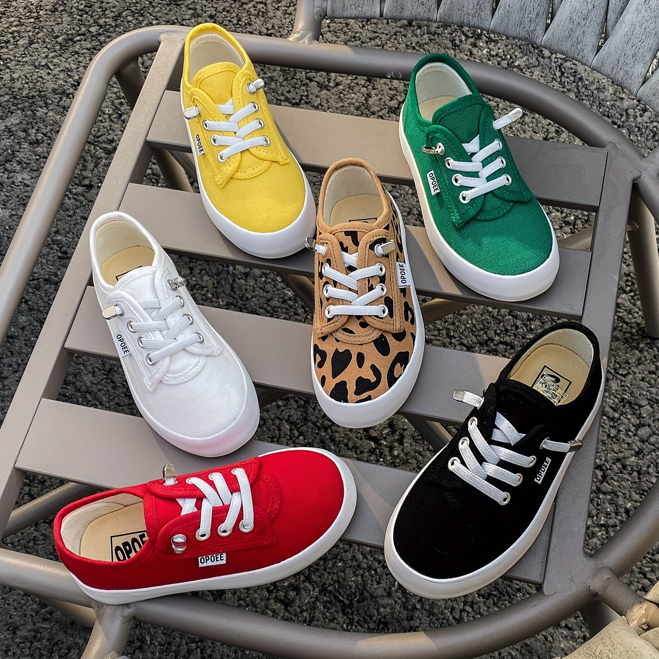 Kids' Casual Low Top Sneakers with Solid Fabric Upper Rubber Sole Breathable Insole