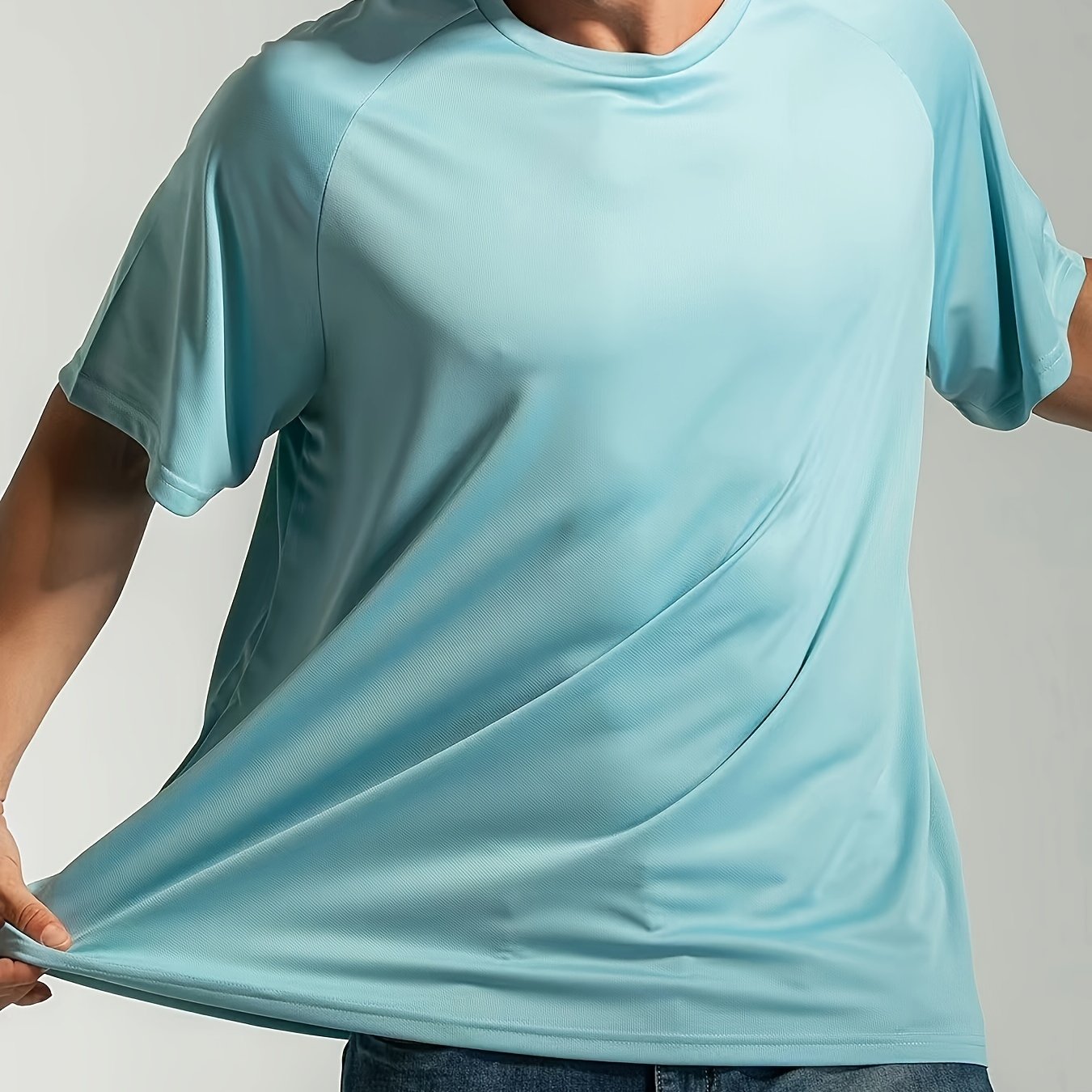 Plus-Size Men's Moisture-Wicking Short-Sleeve T-Shirt for Casual Sports
