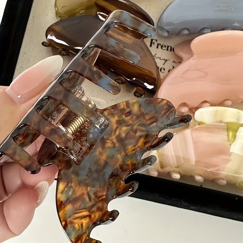 Stylish Hair Claw Clip for Women Ponytails Durable Grip Accessories