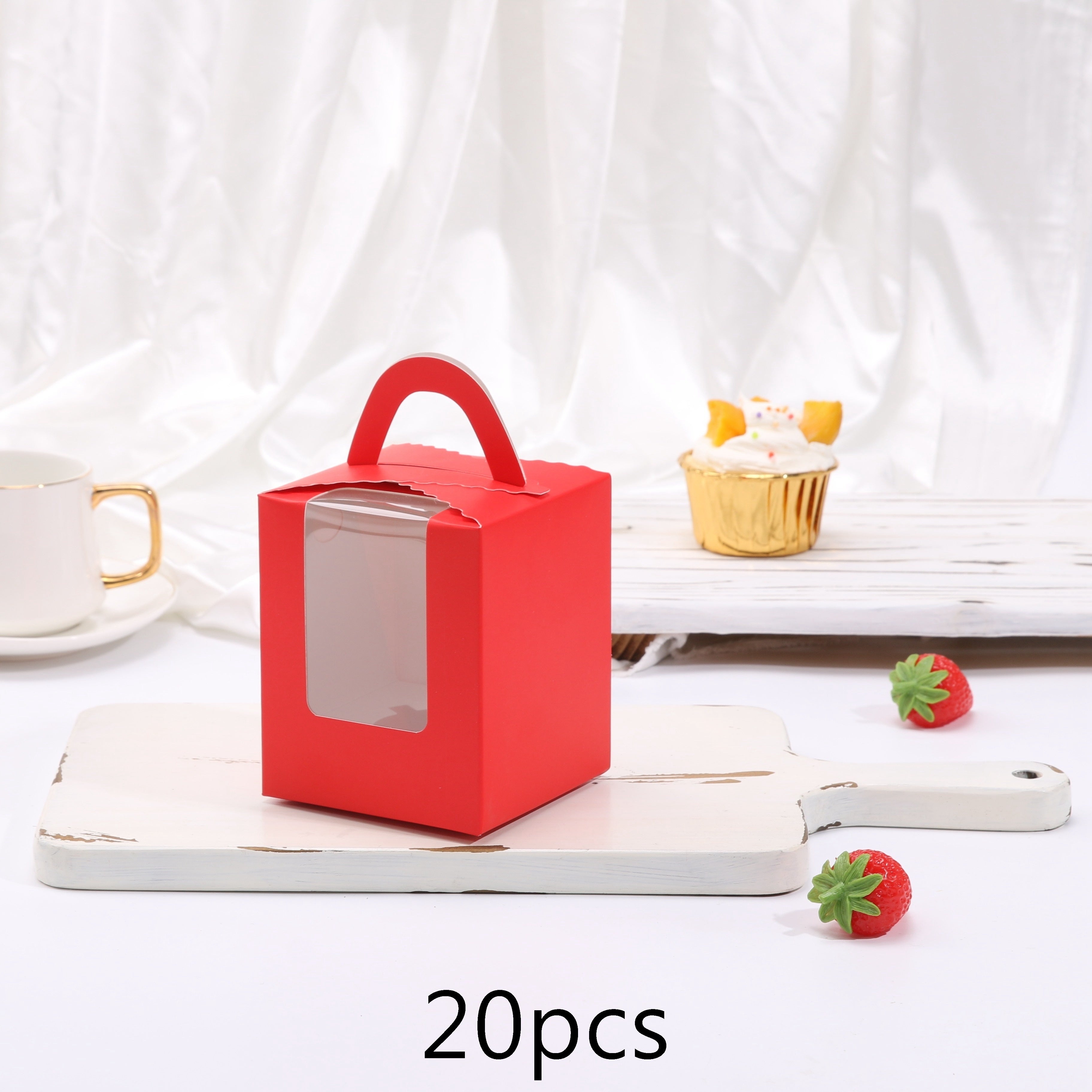 Bir marta ishlatiladigan yumaloq desertli tuxumli tort qutisi, 1 dona qo'lda ishlangan keks yoki keksni qadoqlash uchun juda mos keladi. Partiyalarda pishirish yoki xizmat qilish uchun ideal.