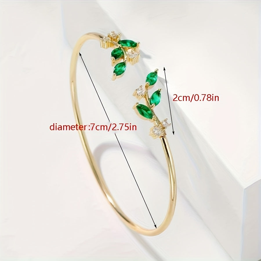 Ayollar uchun zamonaviy zargarlik buyumlari bilan mis bargli taqinchoq, kubik zirkon bilan