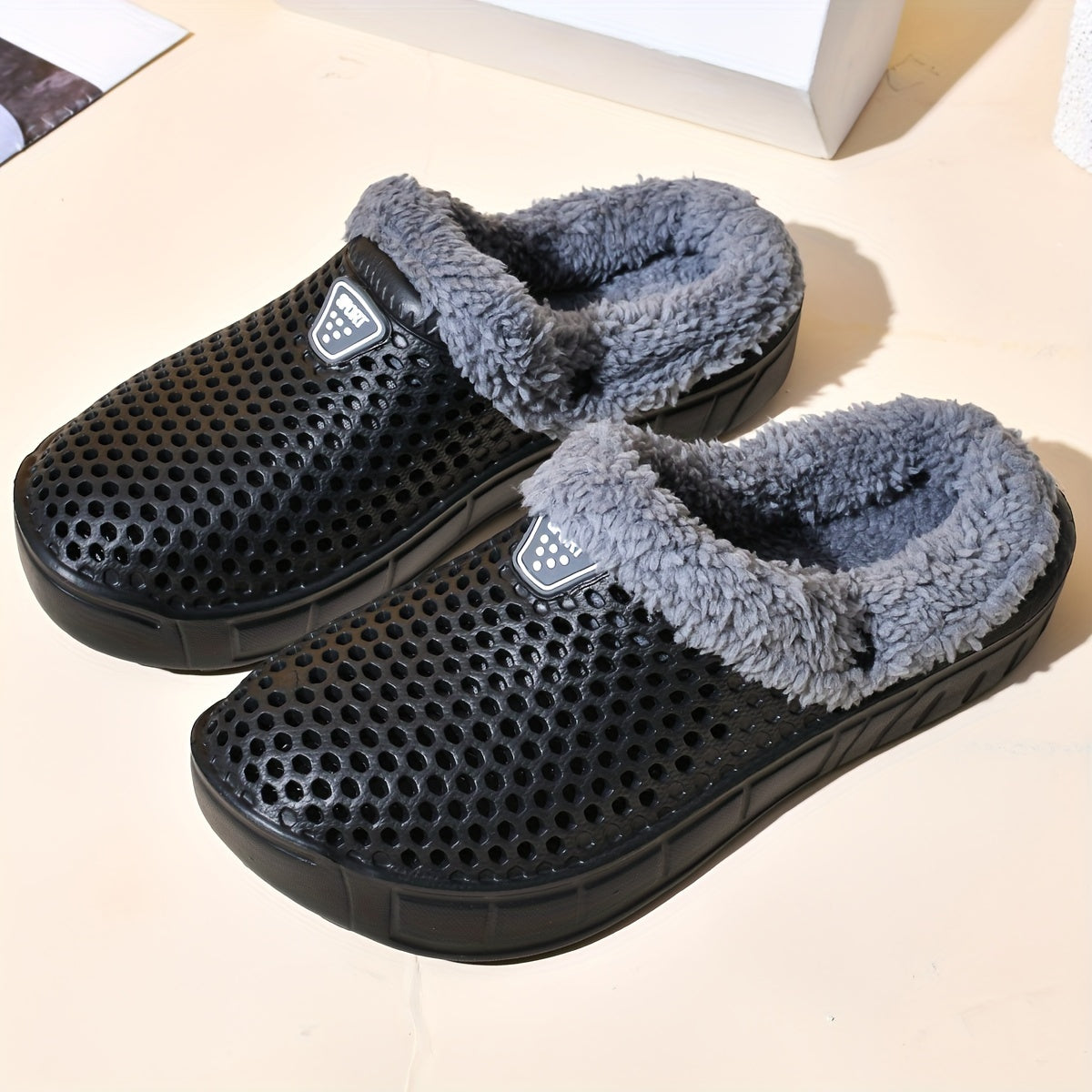Women's Hollow Out Clogs Slip-On Plush Lined Warm Casual Shoes Plus Size