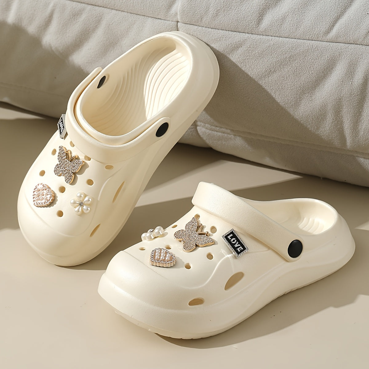 Women's EVA Clogs with Rhinestone Butterfly and Heart Charms, Summer Beach Sandals, White
