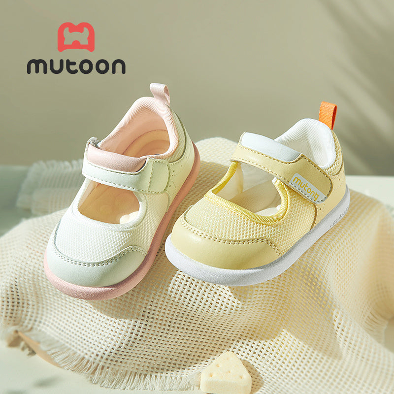 Girls Casual Walking Shoes Wide Round Toe Anti-Slip Rubber Sole Fabric Lining Hook-and-Loop Closure