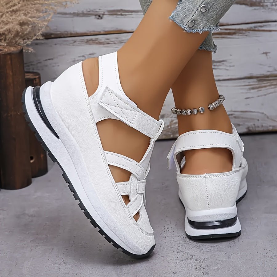 Women’s White Platform Sandals with Adjustable Straps for Summer Wear