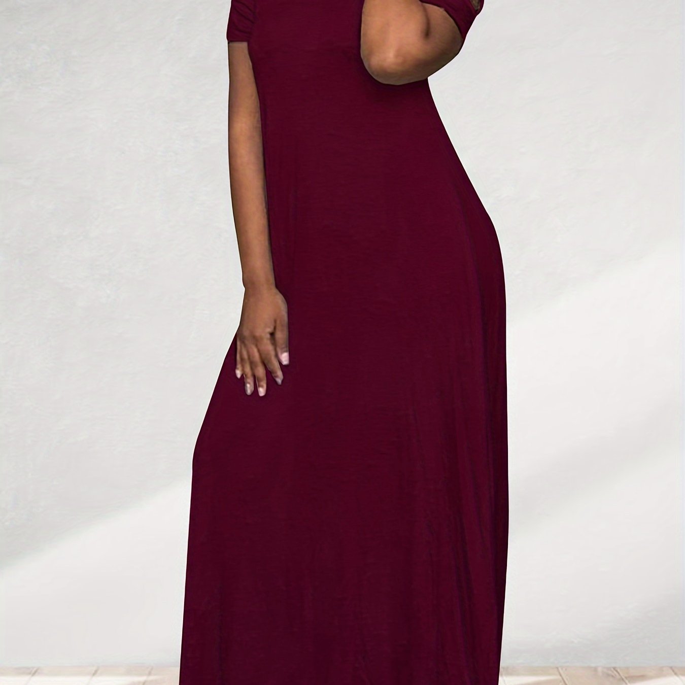 Plus Size Solid Side Cutout Crew Neck Short Sleeve Dress