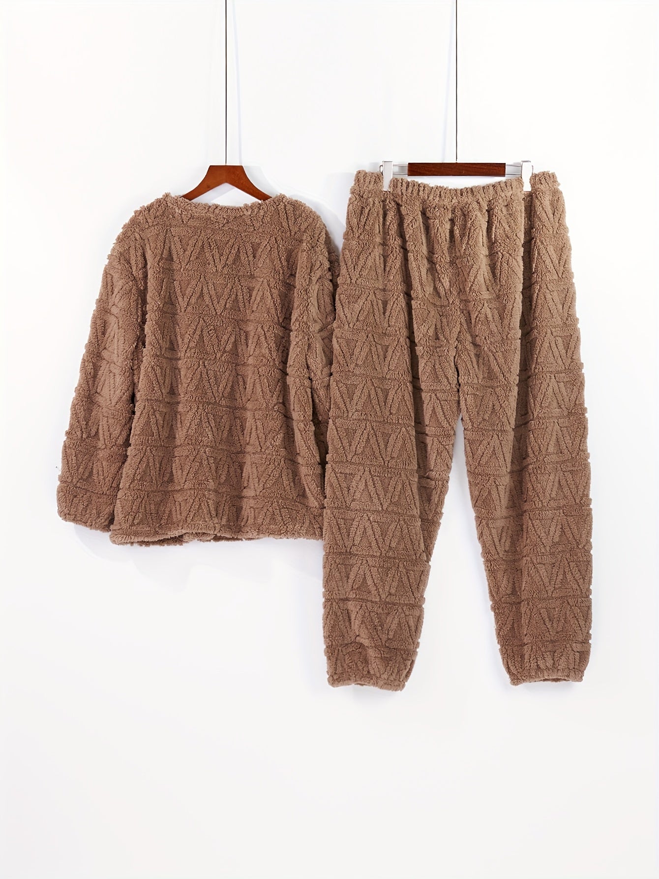 Women's Velvet Warm Pajama Set with Long Sleeve Top and Checkered Pants