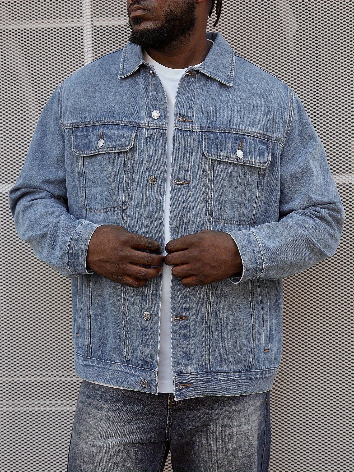 Plus Size Men's Washed Denim Jacket Regular Fit Cotton Solid Color
