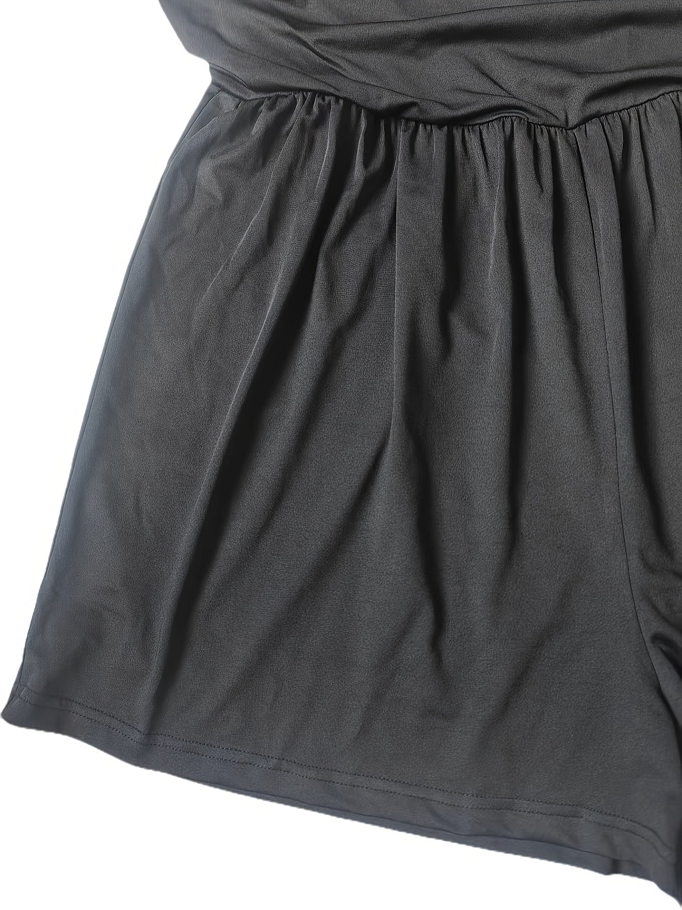 Keng ko'krakli, cho'ntakli, elastik, bir rangli plus o'lchamli off-shoulder romper, bahor va yoz uchun