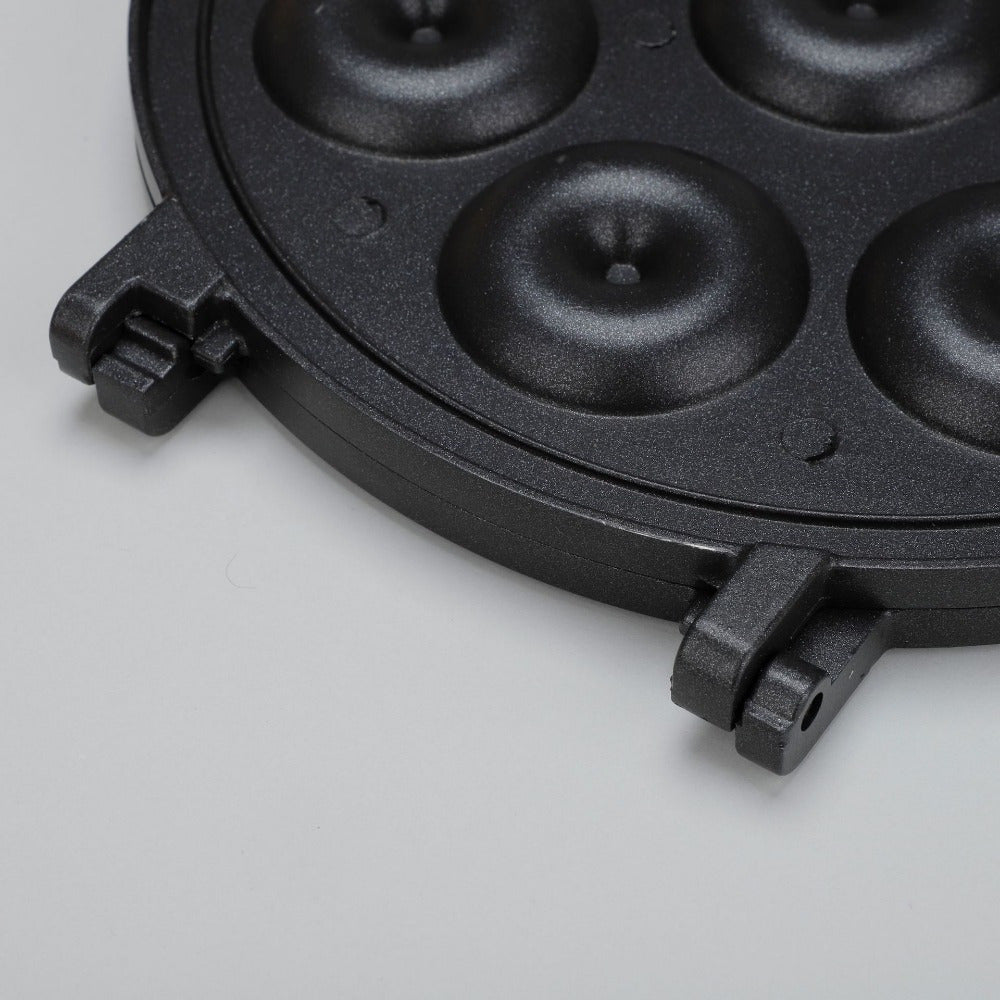 8-камерали тўқимасиз донат вафли тайёрлагич автоматик четни ёпиш, иккита томонли алюминий пишириш қўриқхонаси 26-30мм