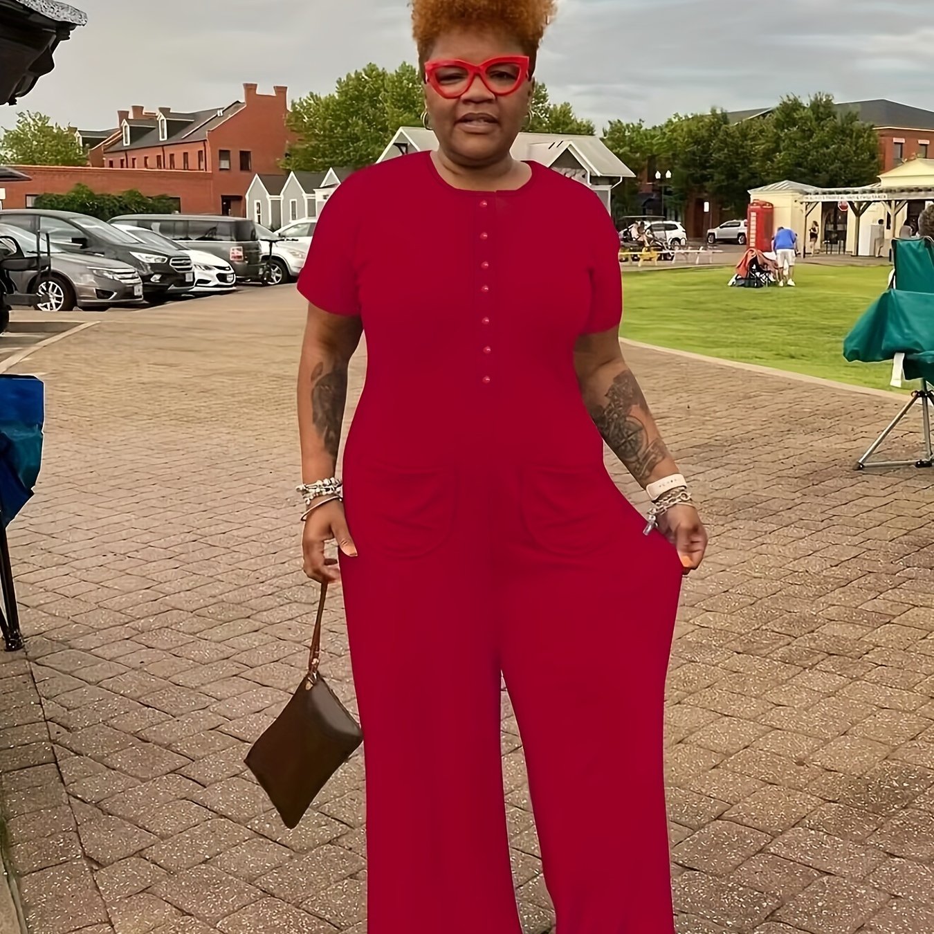 Plus Size Women’s Solid Short Sleeve Jumpsuit With Pockets