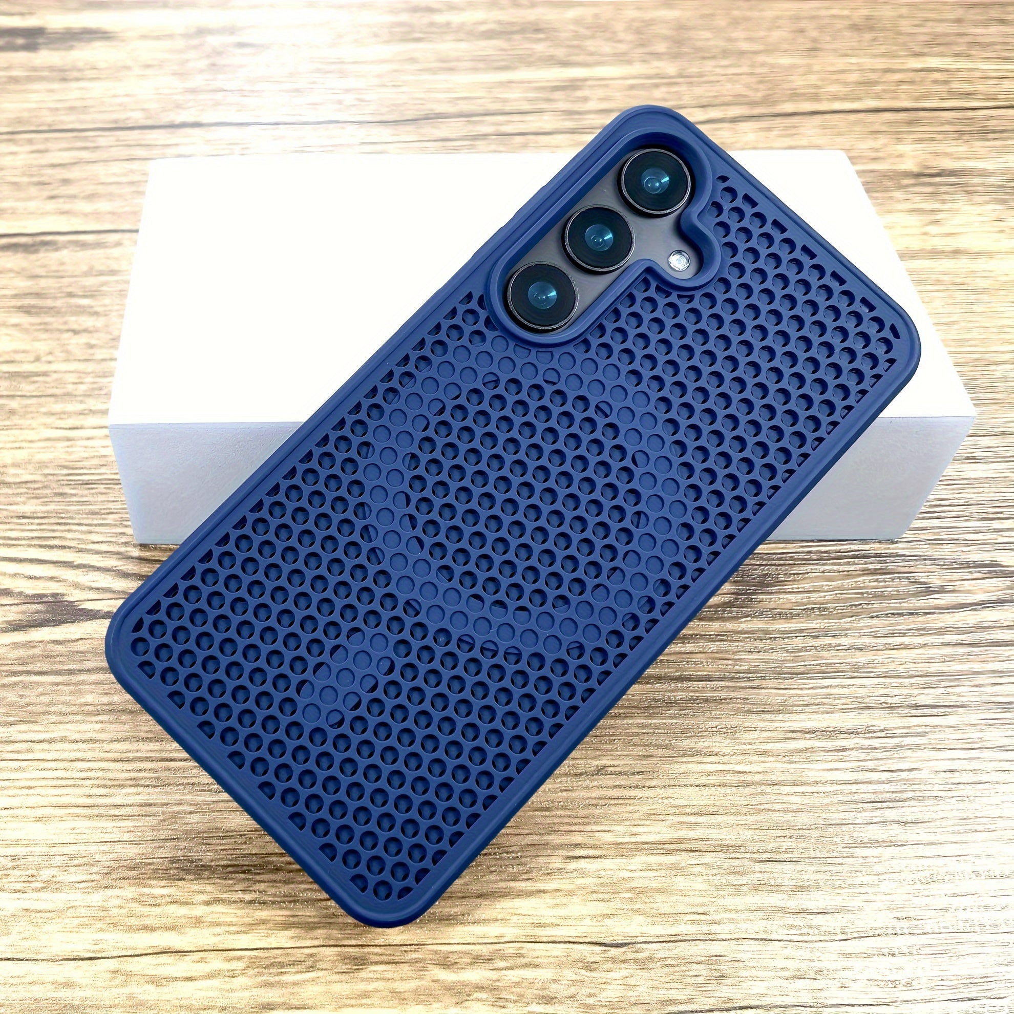 Ventilated PC Phone Case for Samsung Galaxy S24 S23 S22 Ultra Plus Wireless Charging Magnetic Compatibility