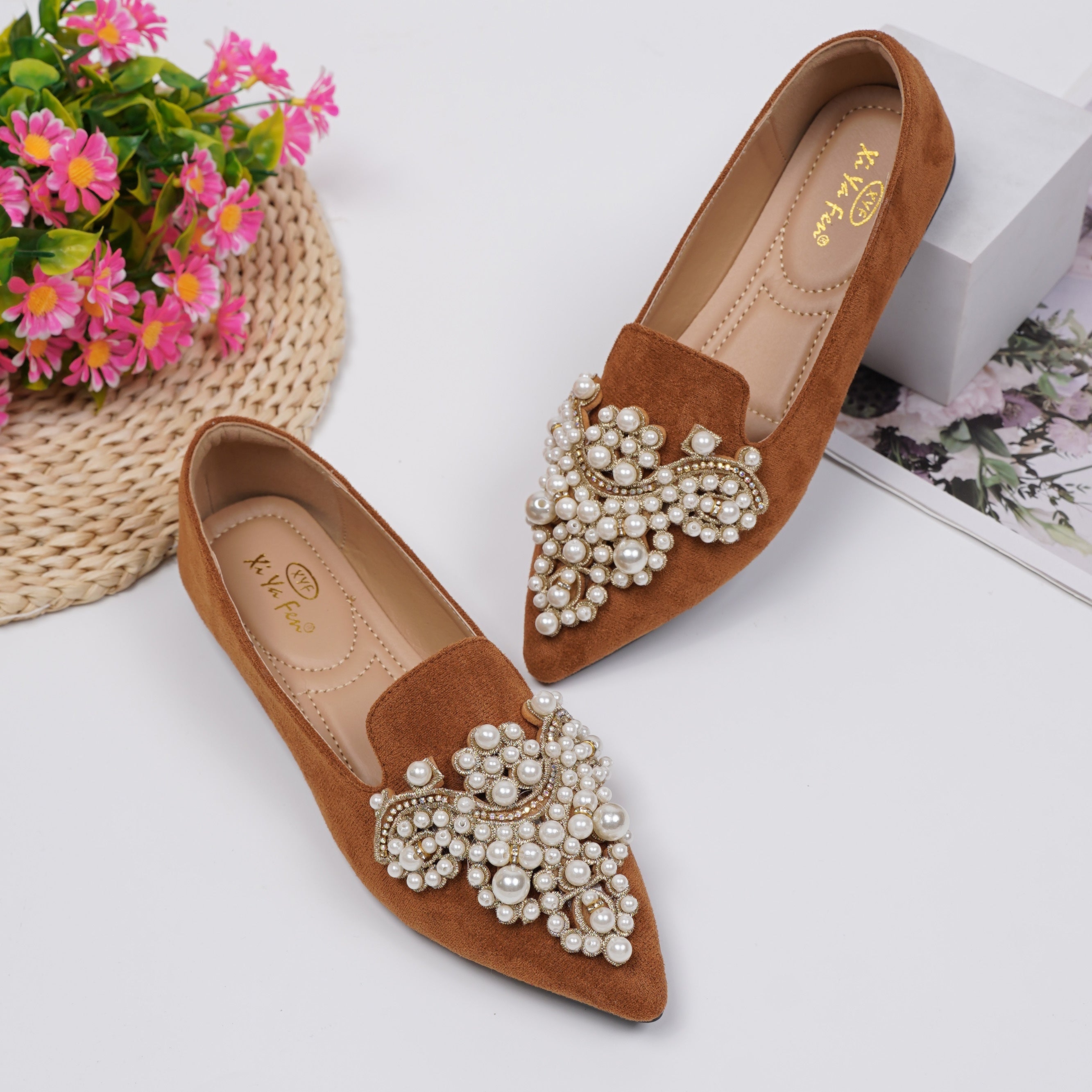 Women's Flat Shoes Faux Pearl Pointed Toe Slip-On Lightweight All-Season