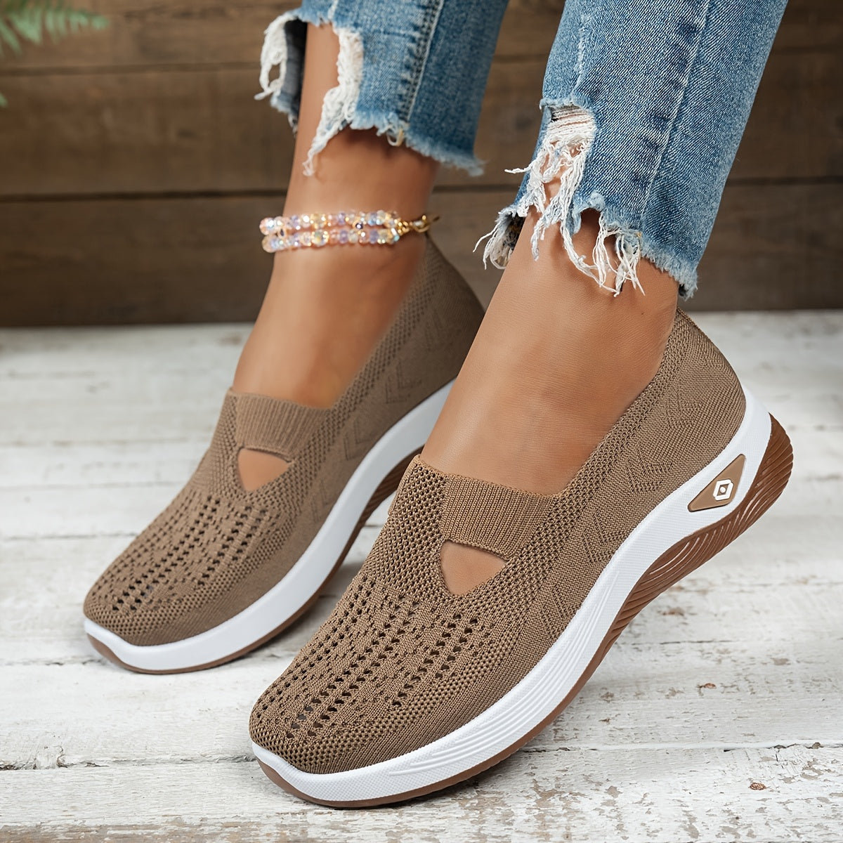 Women's Breathable Knit Slip-On Sneakers Lightweight Non-Slip Casual Shoes