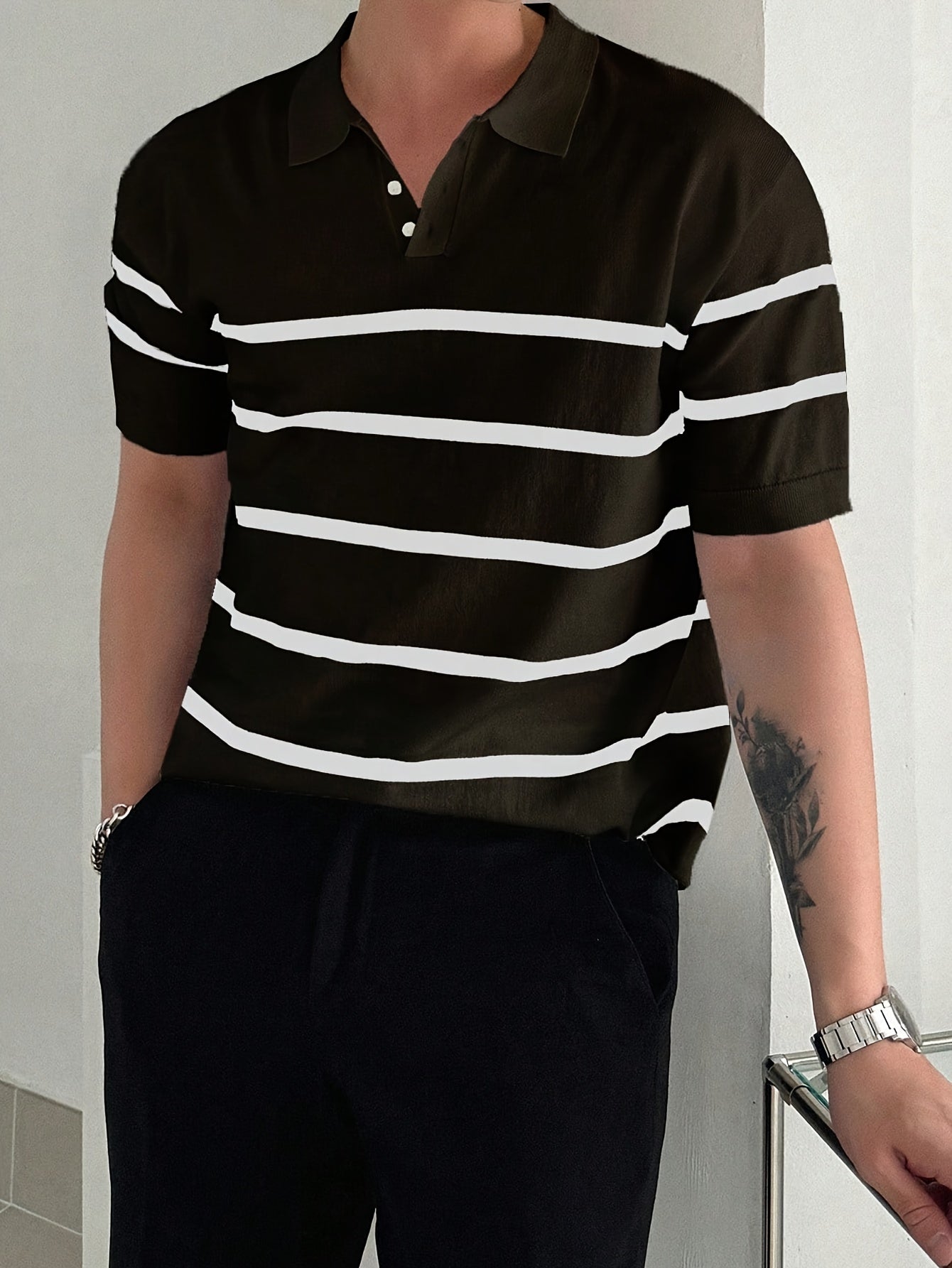 Camisa de punto casual de rayas para hombre, manga corta, ligera, verano, mezcla de viscosa y poliéster, blanco y negro